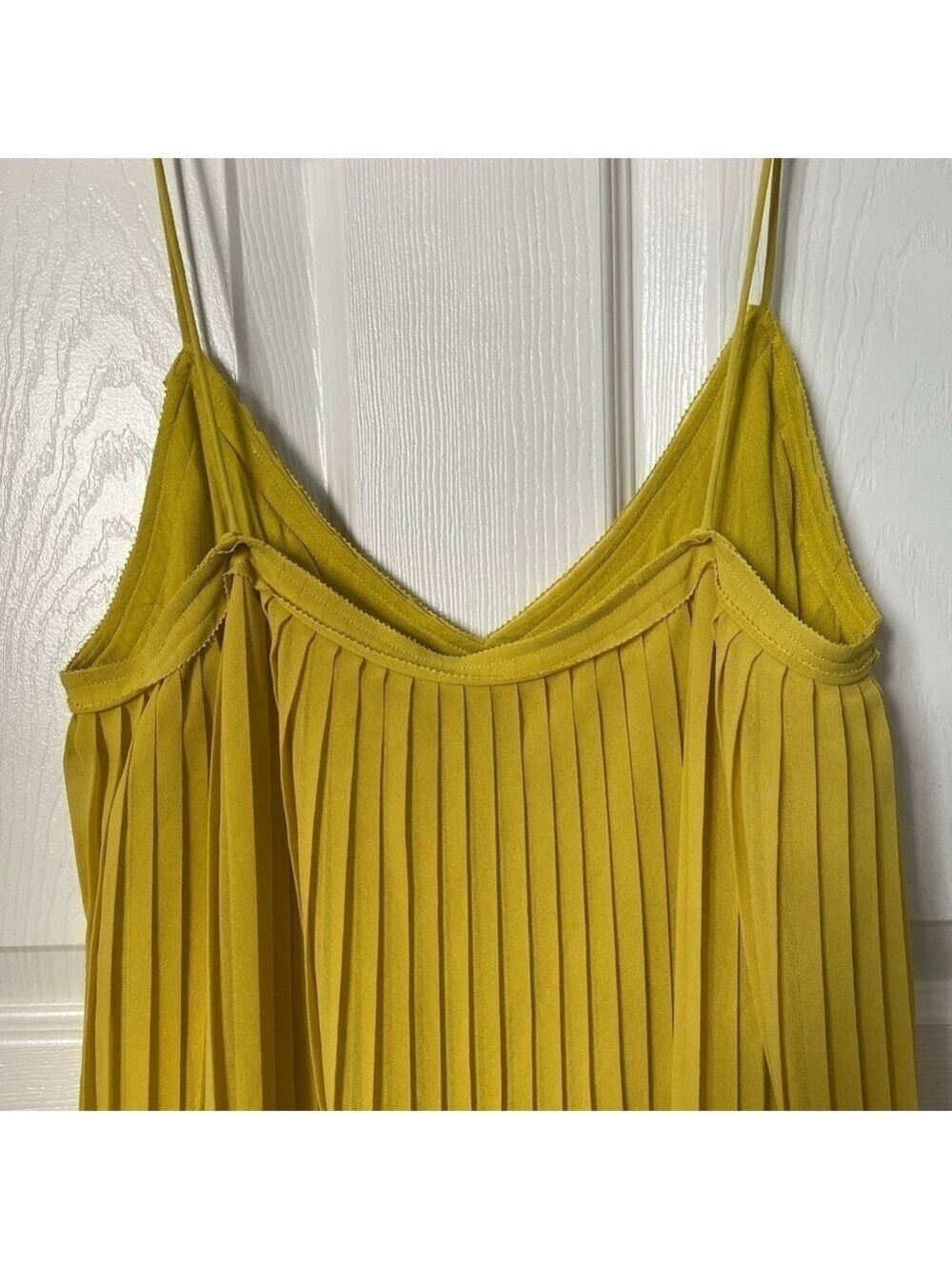 Massimo Dutti Pleated Spaghetti Strap Top, Size 6. - Picture 5 of 5